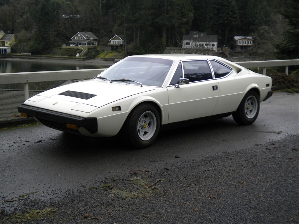 ferrari 308 GT4